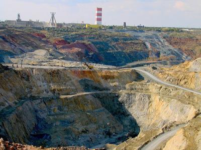 En 2015 Гайский gok trató de 9 millones de toneladas de materias primas
