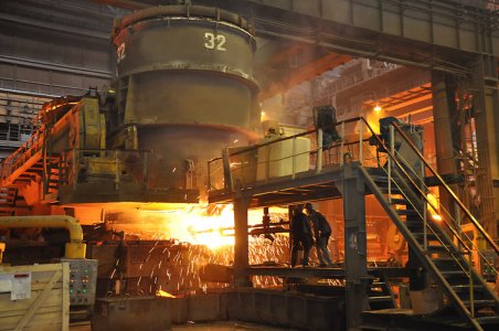 El volumen de producción de acero de la empresa